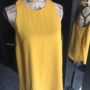 🍭 5/$20 Banana Republic Dressy Razorback Blouse